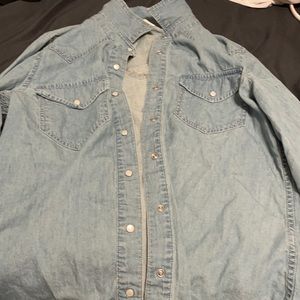Aeropostale button up jacket Size medium. Good condition not used more than once